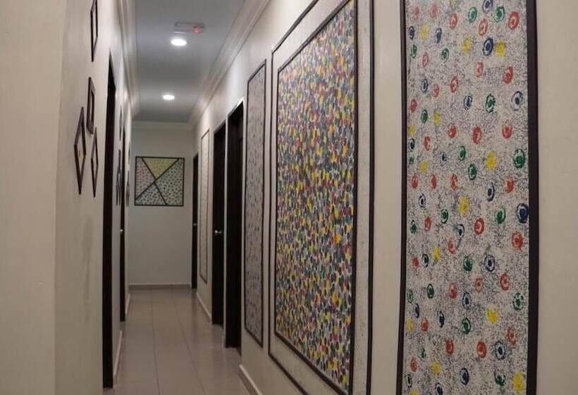 בית מלון כפרי Pine Lodge By Evr Previously Yss Indrawasih