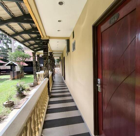 فندق Oyo 90906 Rumah Rehat Awana