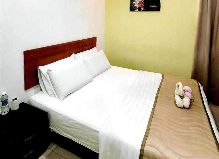 فندق Oyo 90906 Rumah Rehat Awana