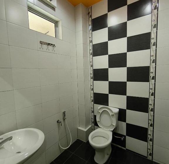 فندق Oyo 90906 Rumah Rehat Awana