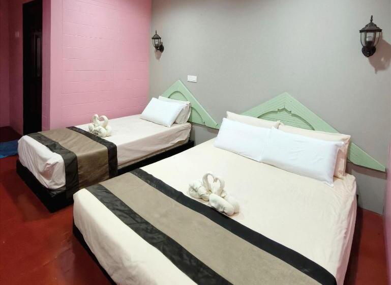 فندق Oyo 90906 Rumah Rehat Awana