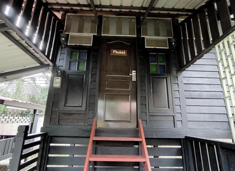 فندق Oyo 90906 Rumah Rehat Awana