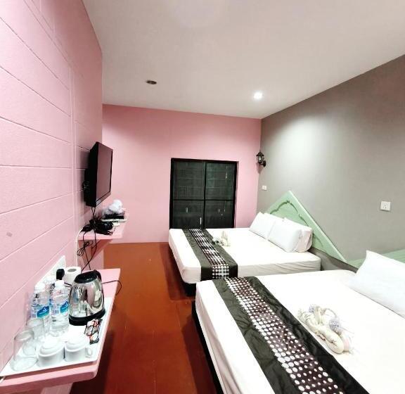 فندق Oyo 90906 Rumah Rehat Awana