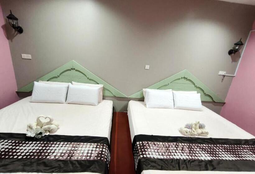 فندق Oyo 90906 Rumah Rehat Awana