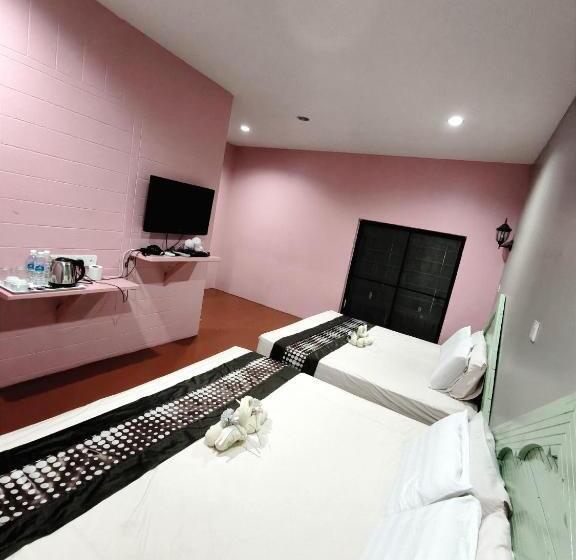 فندق Oyo 90906 Rumah Rehat Awana