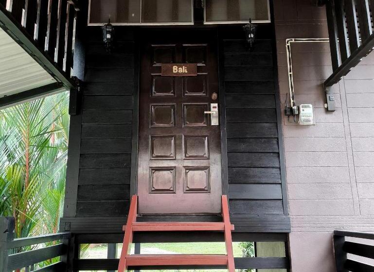 فندق Oyo 90906 Rumah Rehat Awana