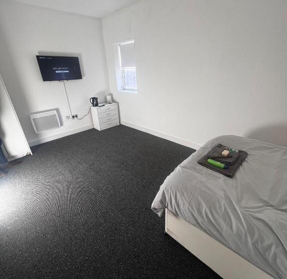 호텔 Oyo Serendipity By Habitat101