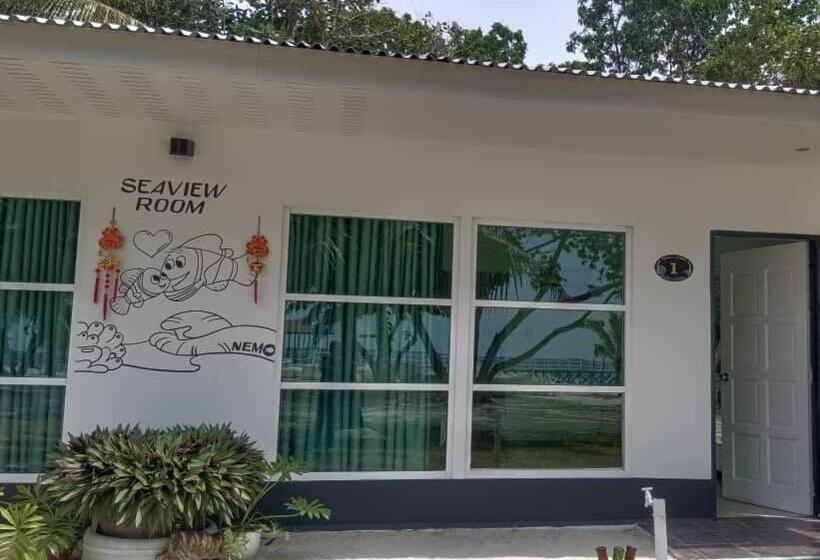 Hotel Pom Pom Celebes Beach Resort邦邦岛西里伯斯度假村