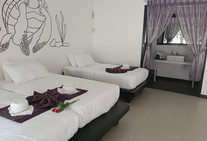 Hotel Pom Pom Celebes Beach Resort邦邦岛西里伯斯度假村