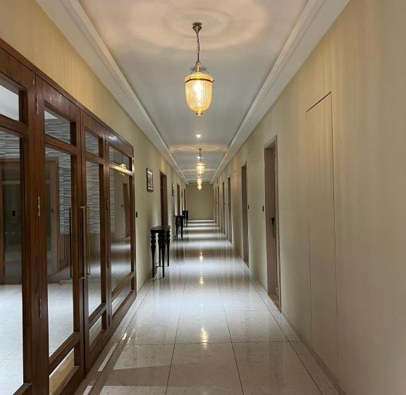 Отель Pride Resort, Rajkot