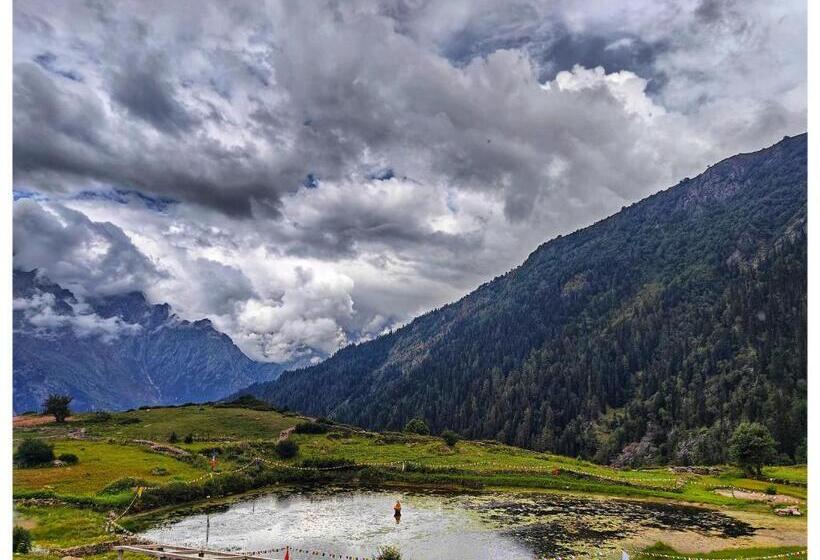 Отель Sangla Mansion