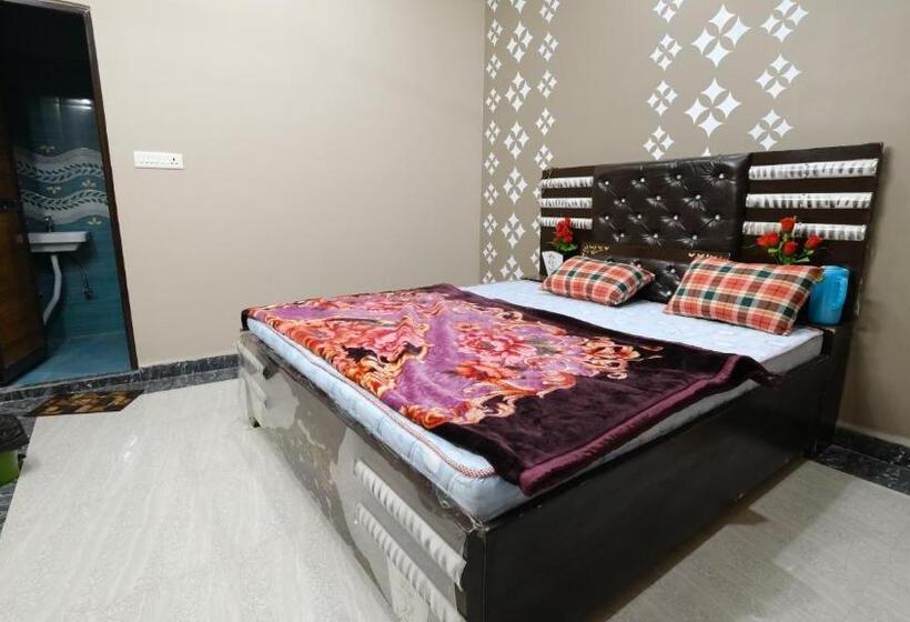 בית מלון כפרי Shree Krishna Niwas