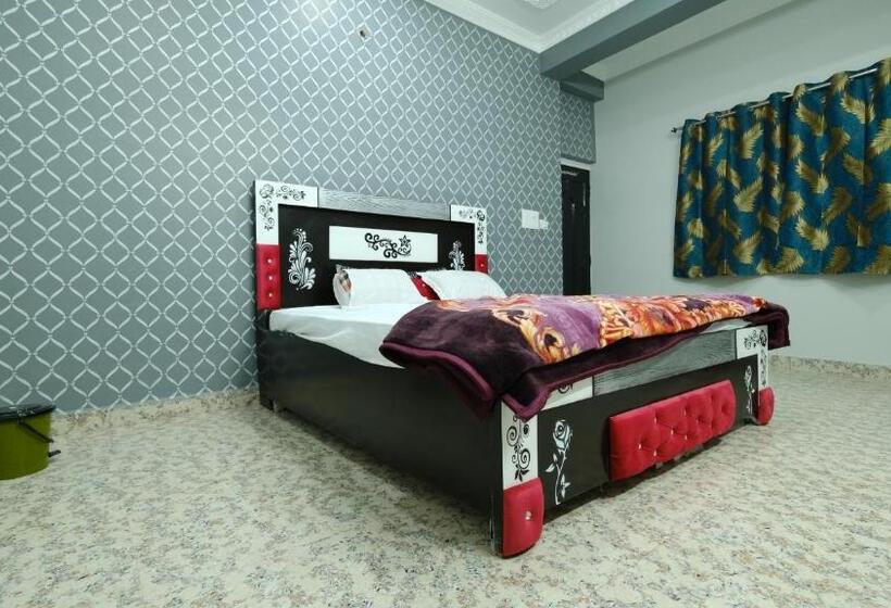 בית מלון כפרי Shree Krishna Niwas