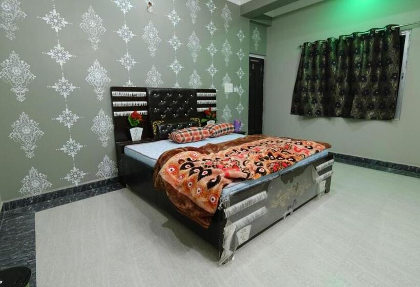 בית מלון כפרי Shree Krishna Niwas