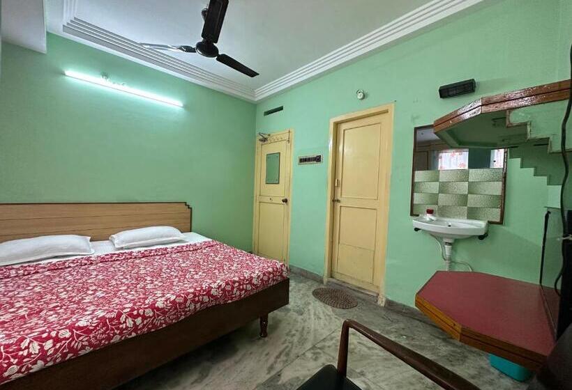 בית מלון כפרי The Kaya Rockview Trichy