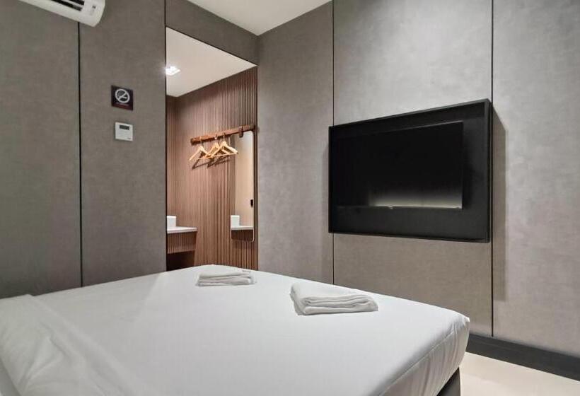 酒店 Urban Inn, Serai Wangi