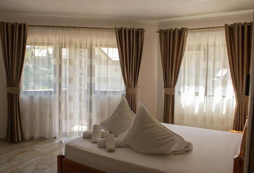 فندق Vila Katherina