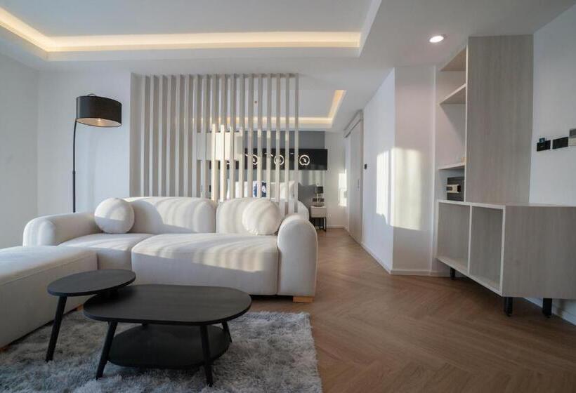 Kokotel Chiang Rai Airport Suites