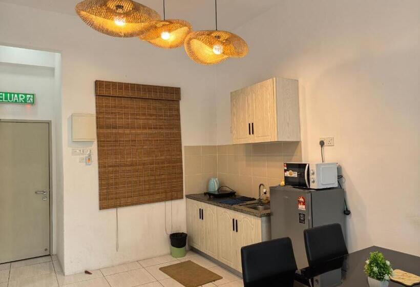 Langkawi Family Deluxe House For 7pax