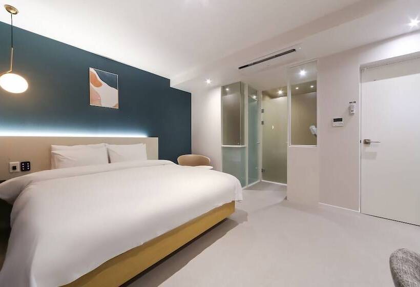 Мотель Busan Daeyeondong Hotel Bosco