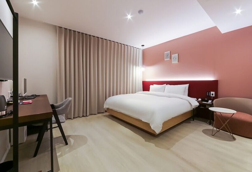 Мотель Busan Daeyeondong Hotel Bosco