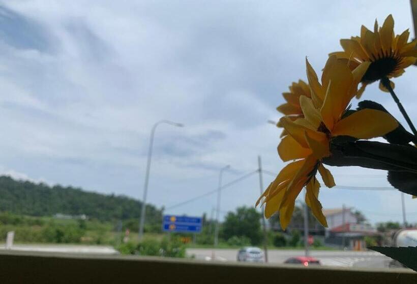 מוטל Maze Roomstay Langkawi