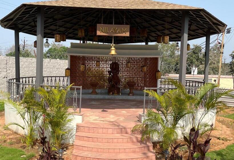 Narwar Lakefront Resort