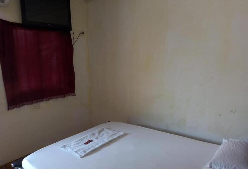 Nuevo Hotel La Casita Curumani