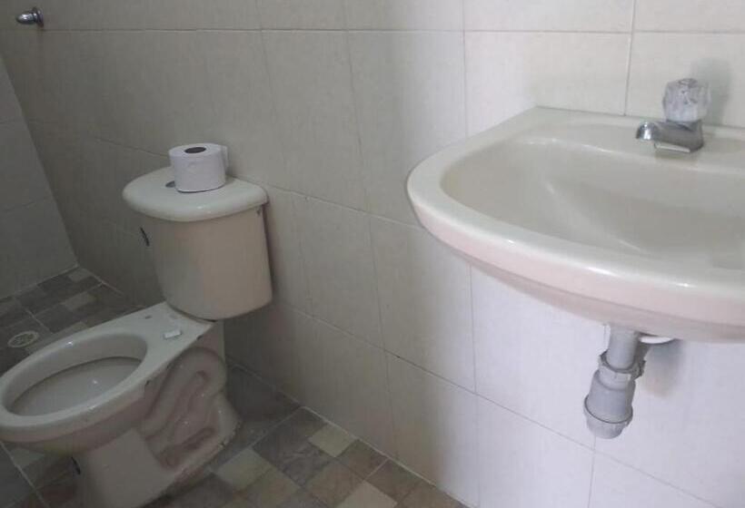 Nuevo Hotel La Casita Curumani