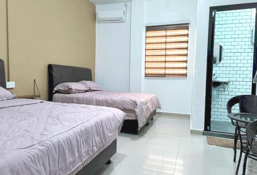 Oyo 90857 Hotel Kong Jing