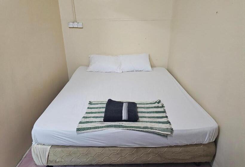 Oyo 90867 Hotel Bintang Inns