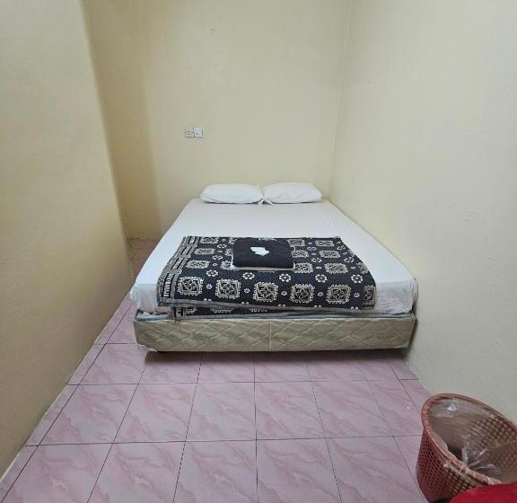 Oyo 90867 Hotel Bintang Inns