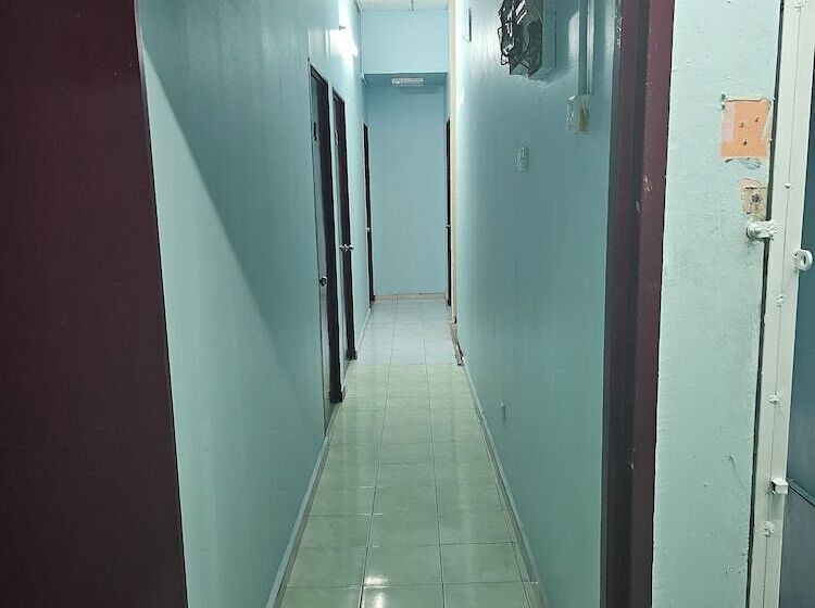 Oyo 90867 Hotel Bintang Inns