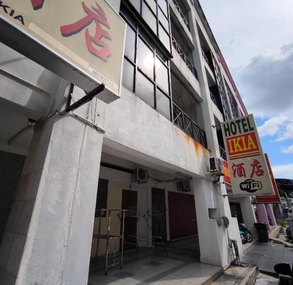 Oyo 90895 Hotel Ikia