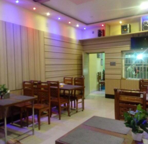 Oyo Flagship Hotel Mahal