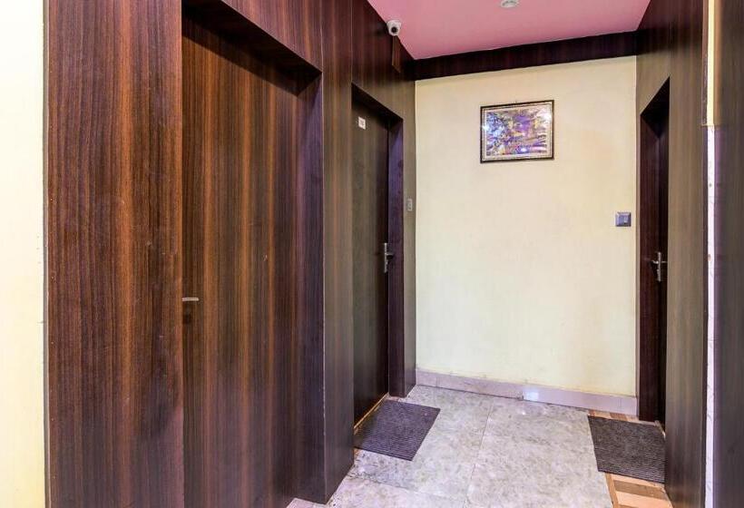 Oyo Flagship Hotel Mahal