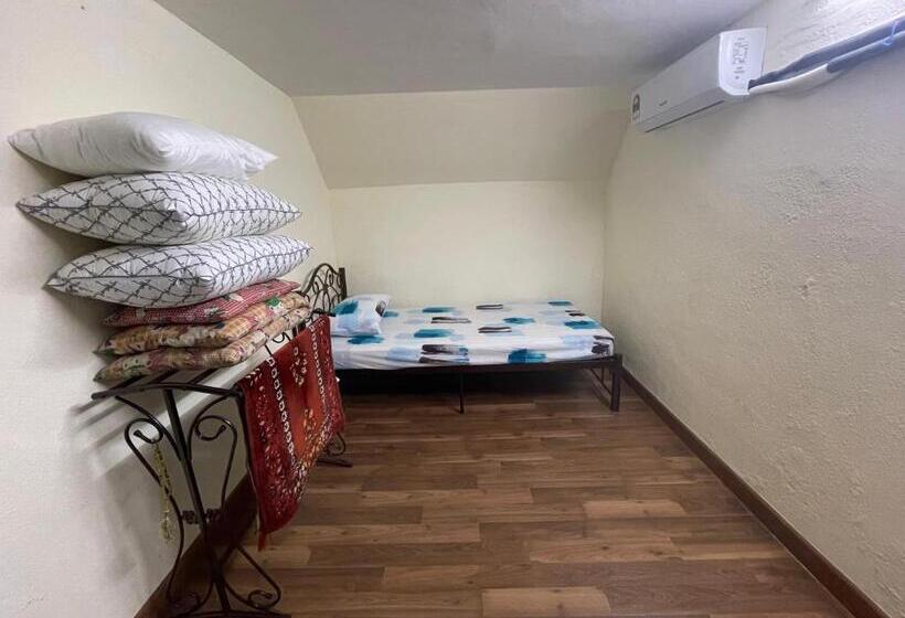 פנסיון Adeela Homestay @ Bandar Kuantan