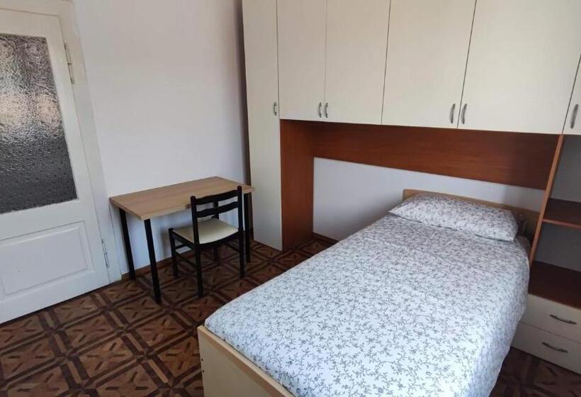 پانسیون Altana Rooms