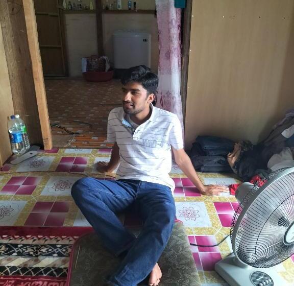 פנסיון Asad Home Stay Semporna