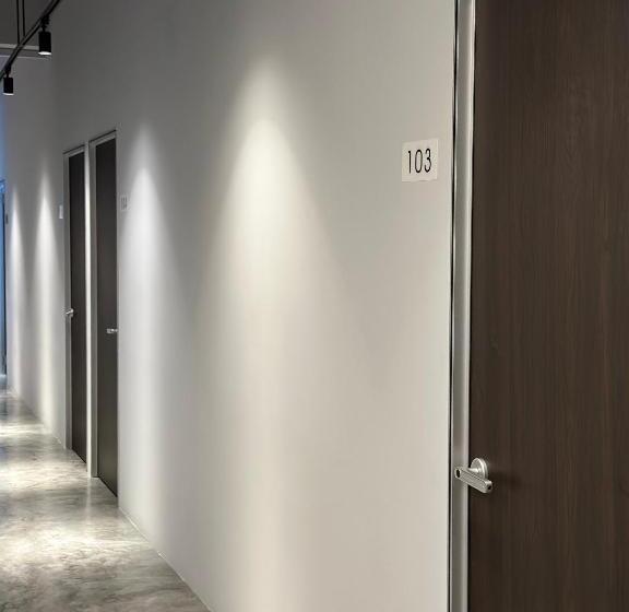 פנסיון Be Right Back Loft