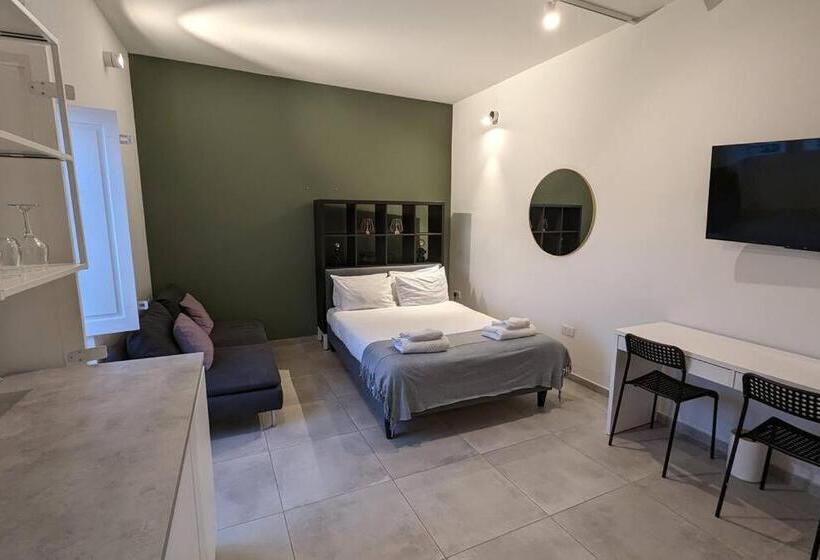 پانسیون Casa Cospicua Knight Residency