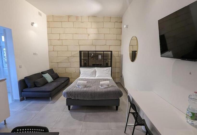 پانسیون Casa Cospicua Knight Residency