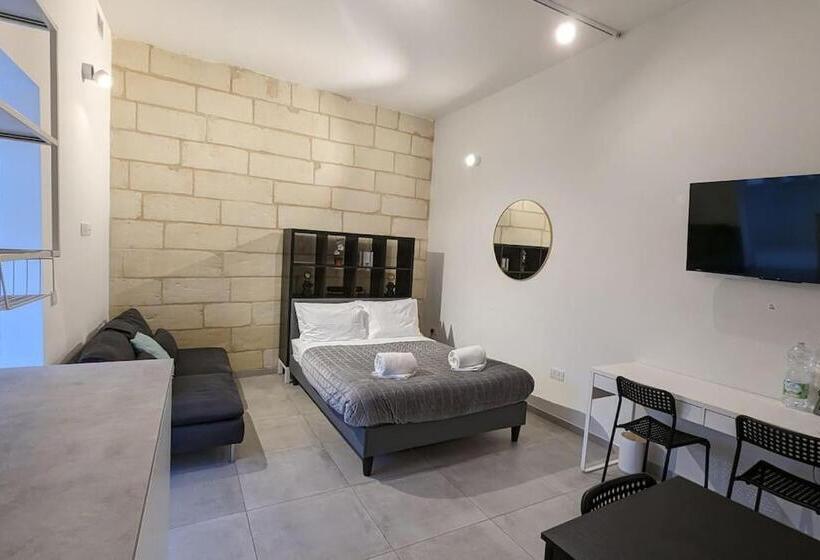 پانسیون Casa Cospicua Knight Residency