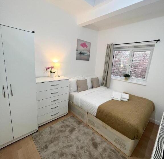 ペンション Cosy Stunning Flat