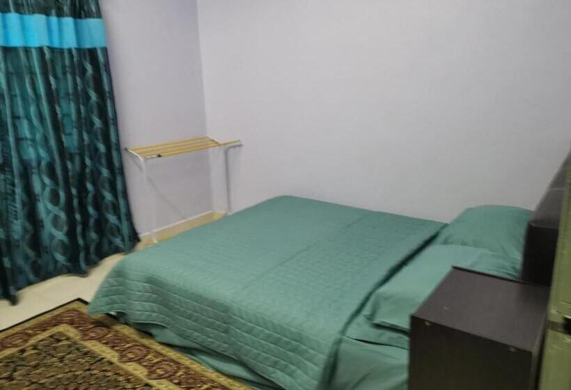 بنسيون Desa Kemboja Homestay