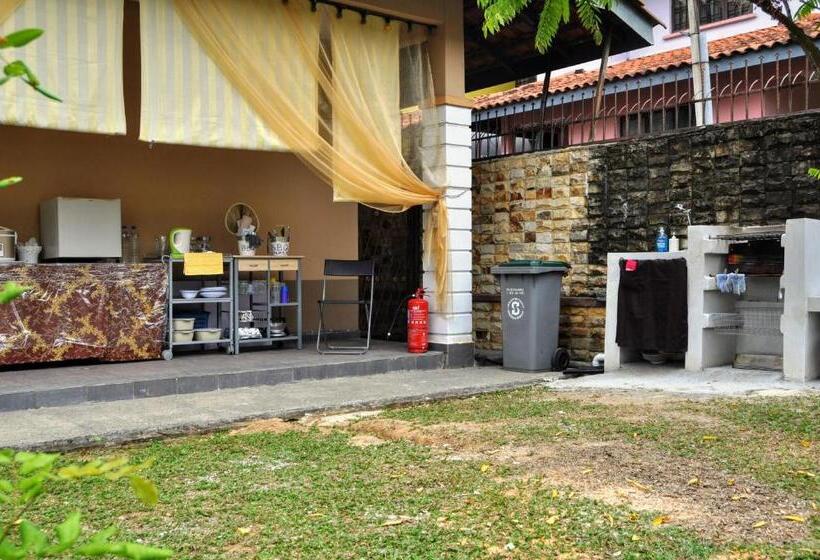 펜션 Guesthouse Khatib