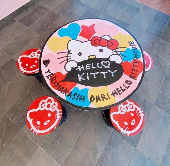بنسيون Roomstay Hellokitty House