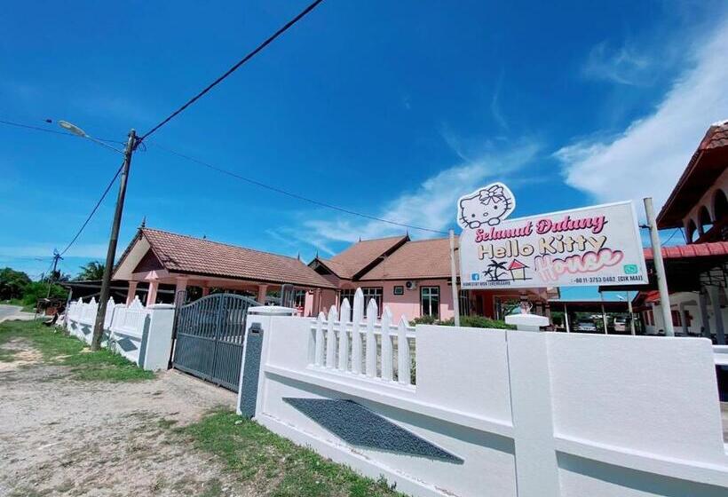 بنسيون Roomstay Hellokitty House