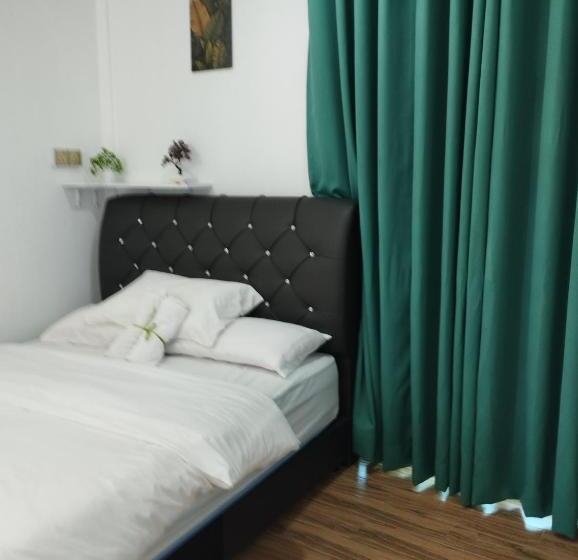 פנסיון Inap Idaman 7 5 Pax 2 Queen Plus 1 Sofa Bed