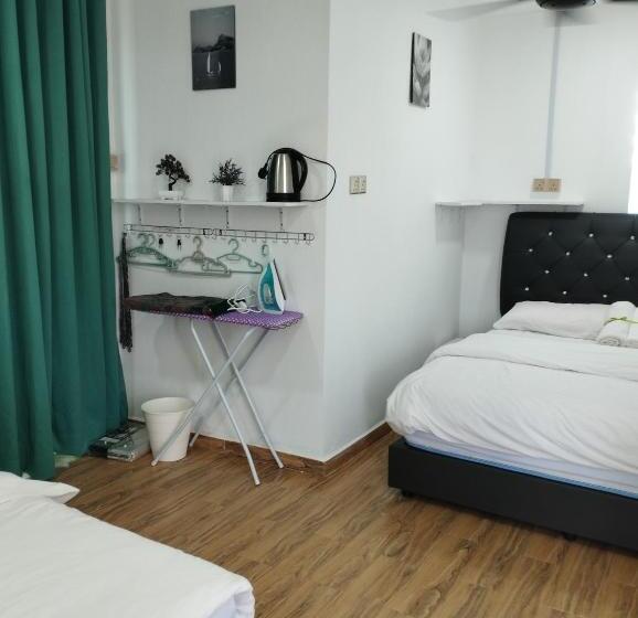 פנסיון Inap Idaman 7 5 Pax 2 Queen Plus 1 Sofa Bed